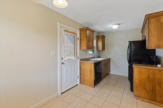 1263 E Emerson Ave in Salt Lake City, UT - Building Photo - Building Photo