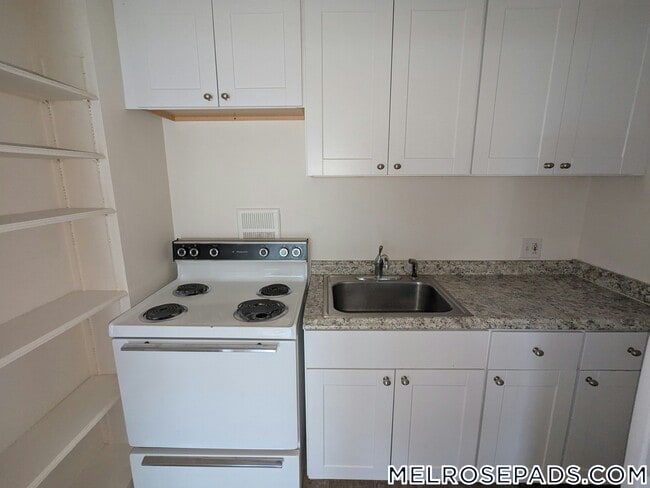 189 W Wyoming Ave in Melrose, MA - Building Photo - Building Photo