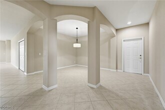 14961 Reflection Key Cir in Ft. Myers, FL - Building Photo - Building Photo