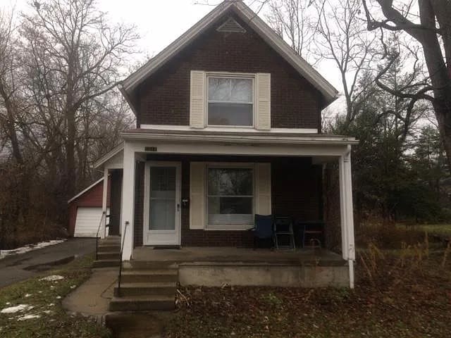 property at 1317 Broadway St