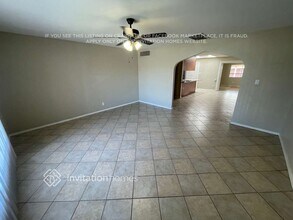 3735 W Rose Ln in Phoenix, AZ - Foto de edificio - Building Photo