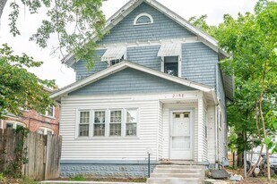 2158 Indiana Ave in Columbus, OH - Building Photo