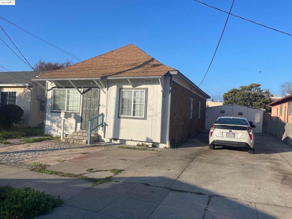 3525 Bissell Ave in Richmond, CA - Building Photo