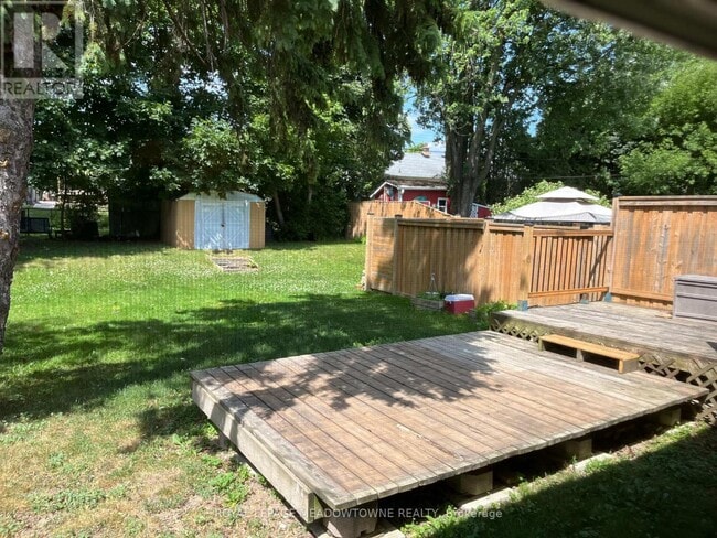 property at 27 McIntyre Crescent