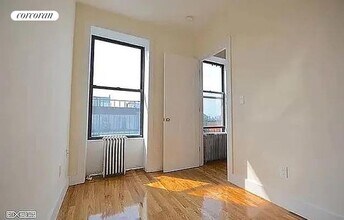 492 11th St in Brooklyn, NY - Building Photo - Building Photo
