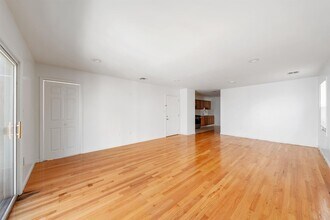 83 Oxford Ave in Jersey City, NJ - Building Photo - Building Photo