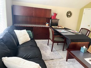 1011 Mesquite Dr in Davis, CA - Foto de edificio - Building Photo