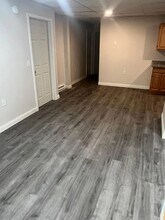 907 Scott Rd, Unit Apt 3 in Dickson City, PA - Foto de edificio - Building Photo