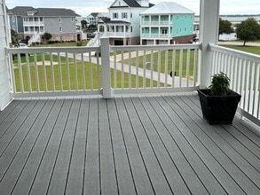 520 Cannonsgate Dr in Newport, NC - Building Photo - Building Photo