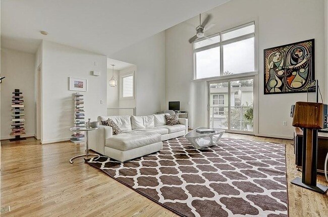 property at 1378 Stirling Cir NW