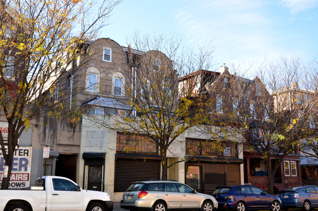 Melville Apartments in Philadelphia, PA - Foto de edificio - Building Photo