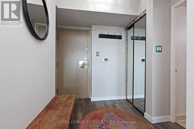 3231 Eglinton Ave E in Toronto, ON - Building Photo - Building Photo