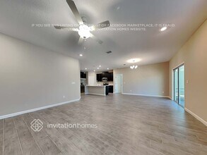 9871 Lemon Balm Wy in Jacksonville, FL - Foto de edificio - Building Photo