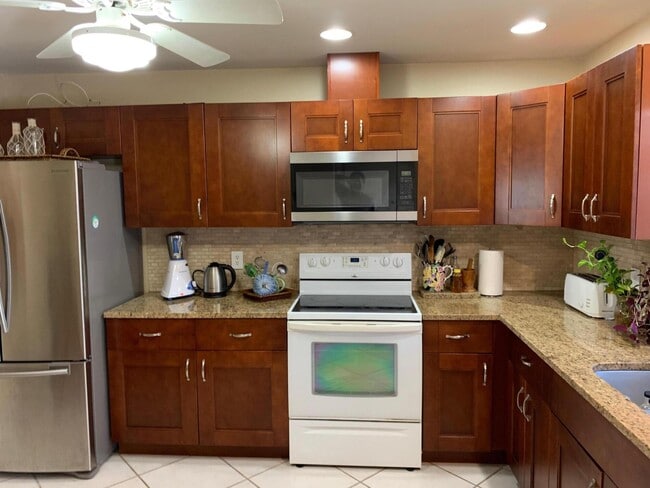 787 Nantucket Cir in Greenacres, FL - Building Photo - Building Photo
