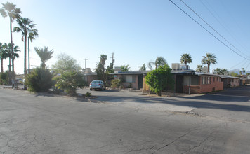 3737 E 4th St in Tucson, AZ - Building Photo - Building Photo