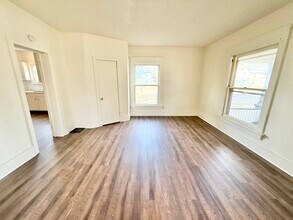 1507 Garfield Ave SW in Canton, OH - Foto de edificio - Building Photo