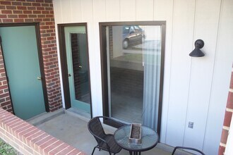 1018 Blue Ridge Dr in Harrisonburg, VA - Building Photo - Building Photo
