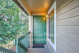 22750 30th Ave S in Des Moines, WA - Building Photo - Building Photo