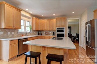 10306 Gunnison Ln in Charlotte, NC - Building Photo - Building Photo