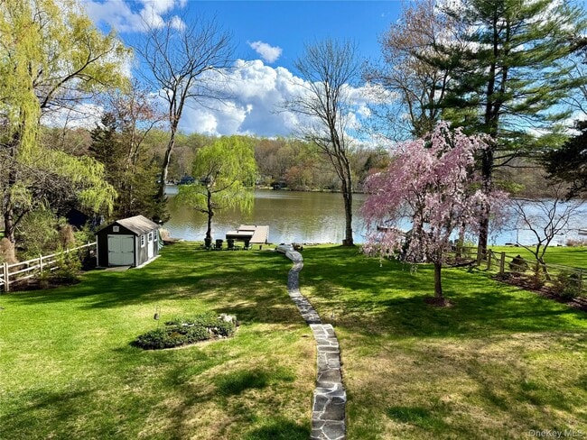 property at 34 Twin Lakes Rd