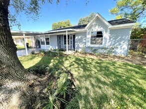 10723 Southview St in Houston, TX - Building Photo - Building Photo