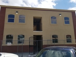 1108 Myrtle Ave in El Paso, TX - Building Photo - Building Photo