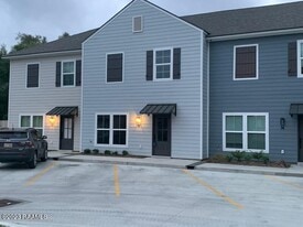 104 Whittington Dr in Lafayette, LA - Building Photo