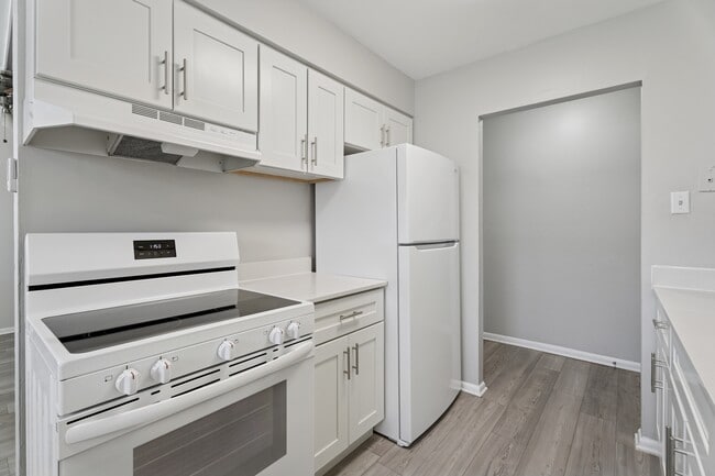 Rosedale Court Apartments