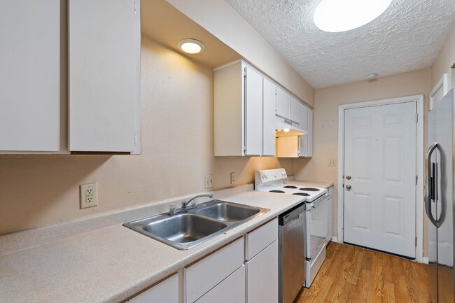 property at 906 N LBJ Dr