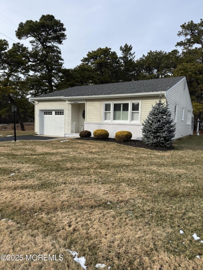 34 Whitmore Dr in Toms River, NJ - Building Photo - Building Photo