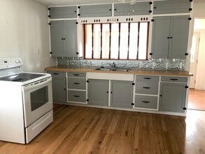 462 Stringtown Rd in Medina, TX - Building Photo - Building Photo