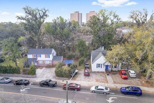 949 SW 13th St in Gainesville, FL - Building Photo