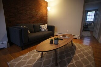 65 Dartmouth St, Unit #1 in Boston, MA - Building Photo - Building Photo