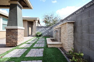 18716 N Jameson Dr in Maricopa, AZ - Building Photo - Building Photo