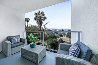 360 The Village-Unit -FL2-ID406365P in Redondo Beach, CA - Building Photo - Building Photo