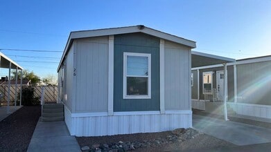 1409 N French St in Casa Grande, AZ - Building Photo - Building Photo