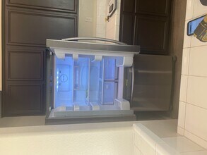 9219 Canyon View Ave in Hesperia, CA - Foto de edificio - Building Photo