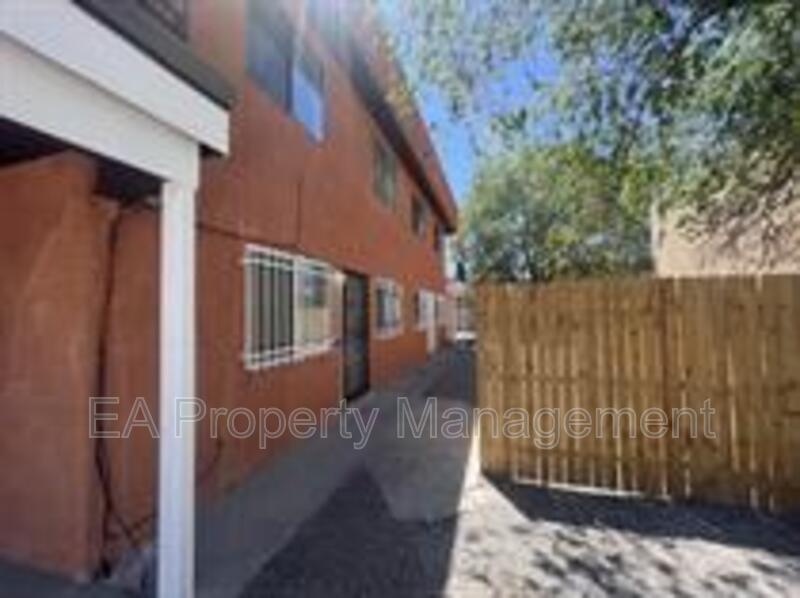 12809 Dorado Dr SE in Albuquerque, NM - Building Photo