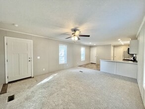 3701 2nd St in Coralville, IA - Foto de edificio - Building Photo