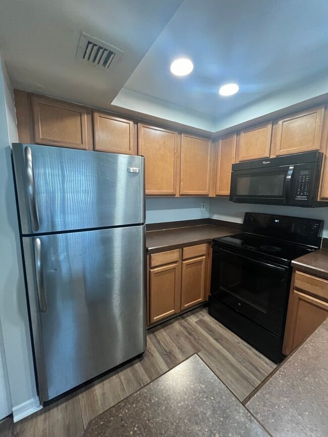 property at 718 Executive Center Dr