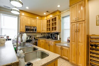 2700 P St-Unit -Unit B in Richmond, VA - Building Photo - Building Photo