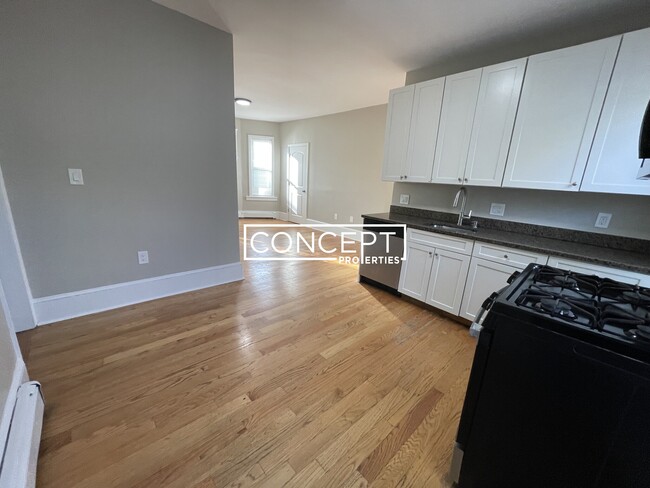 16 Bird St in Boston, MA - Foto de edificio - Building Photo