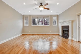 6229 N Richmond St, Unit 2N in Chicago, IL - Building Photo - Building Photo
