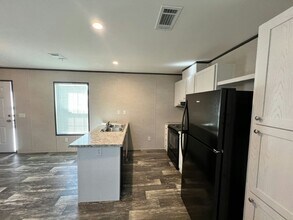 49 Tower Manor Dr in Auburndale, FL - Building Photo - Building Photo