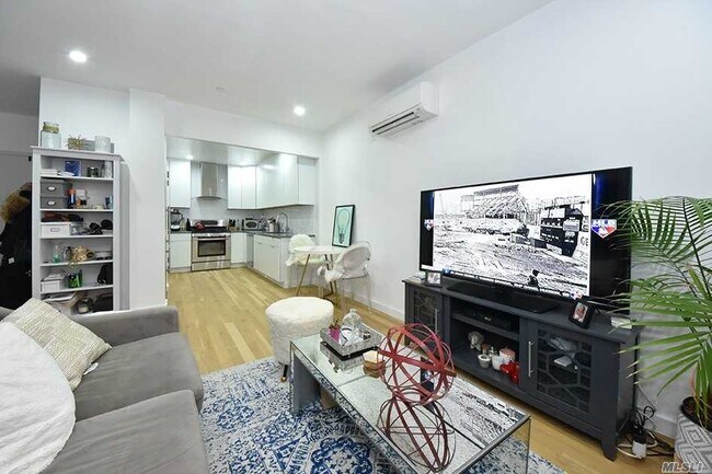 227 34th St-Unit -2R in Brooklyn, NY - Building Photo - Building Photo