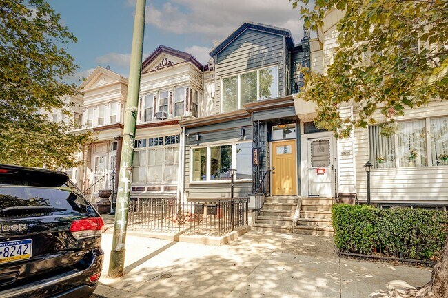 property at 5709 Baltimore Ave