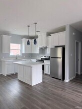 9 Esplanada St in Weslaco, TX - Building Photo - Building Photo