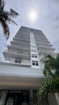 2829 Indian Creek Dr in Miami Beach, FL - Building Photo