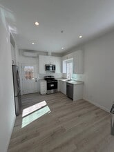 5901 Texhoma Ave in Los Angeles, CA - Foto de edificio - Building Photo