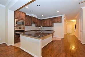 1109 Beall Landing Ct in Houston, TX - Foto de edificio - Building Photo